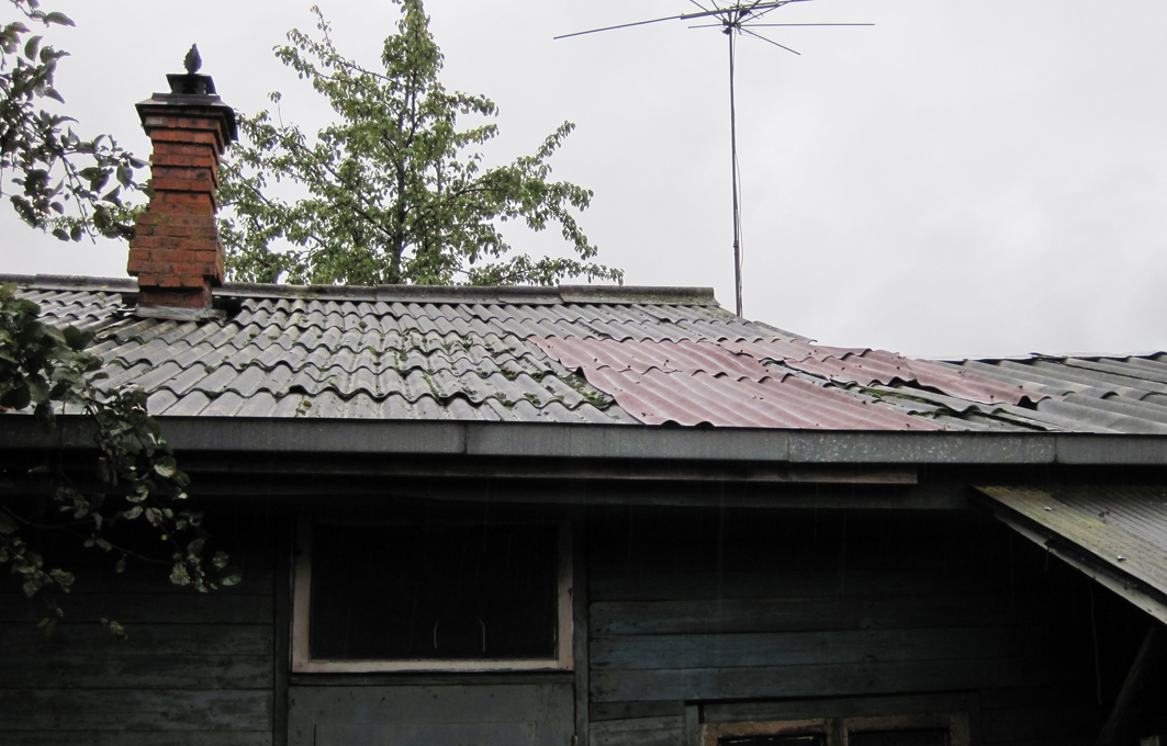 The roof of old Dacha house